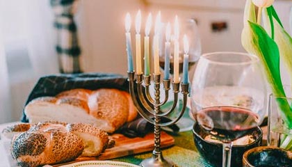 九游jiuyou-《电竞产业多元布局：从游戏开发到赛事运营全线发力》，电竞产业分析数据参考